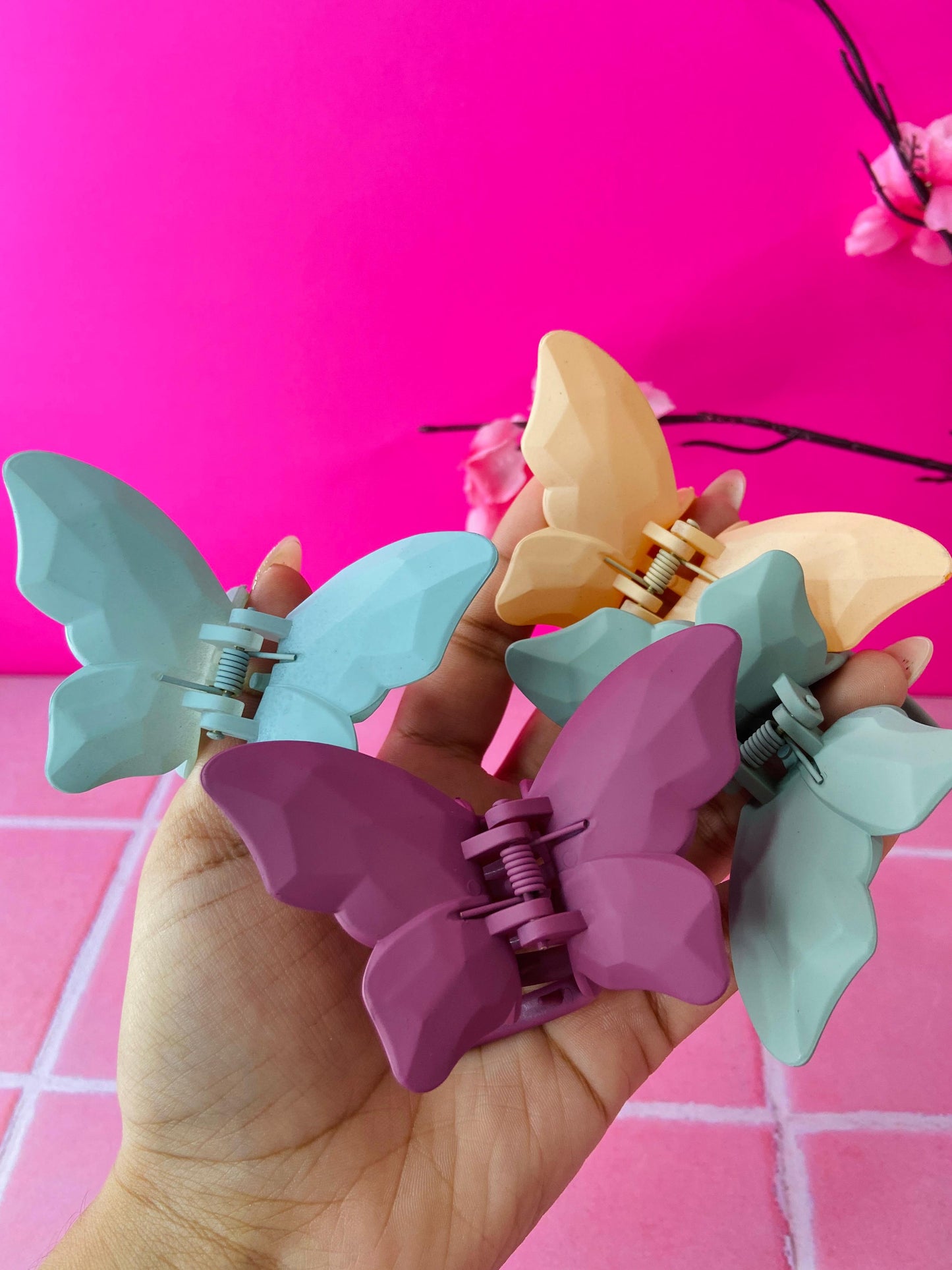 MARIPOSA MATTE GRANDE HH24-17