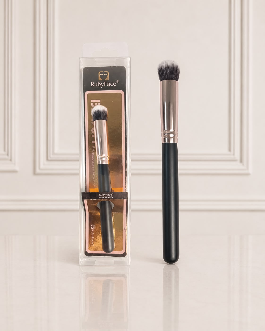 BROCHA PARA CORRECTOR RUBYFACE RU242