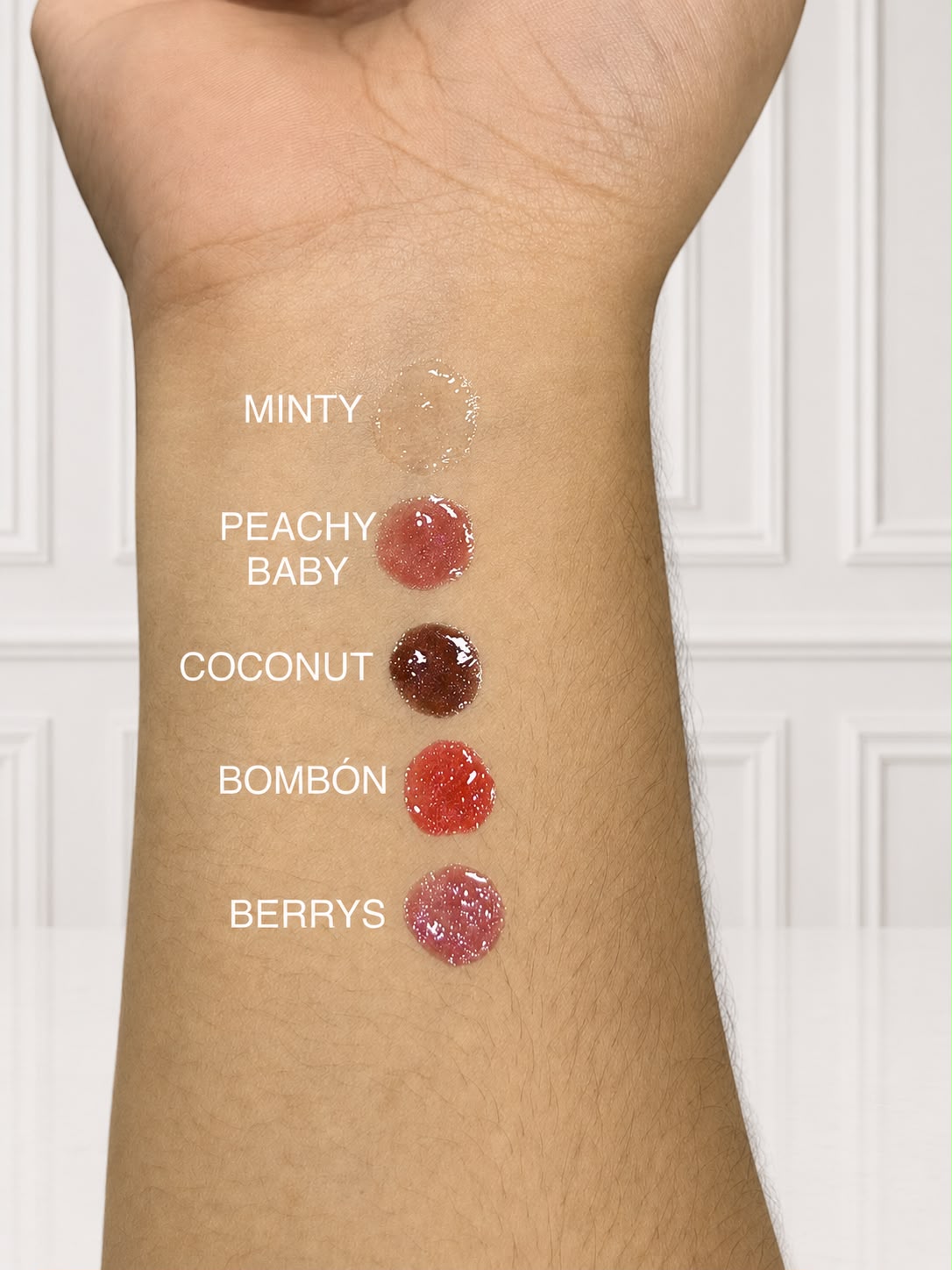 SHINY LIP OIL MAJIKAL