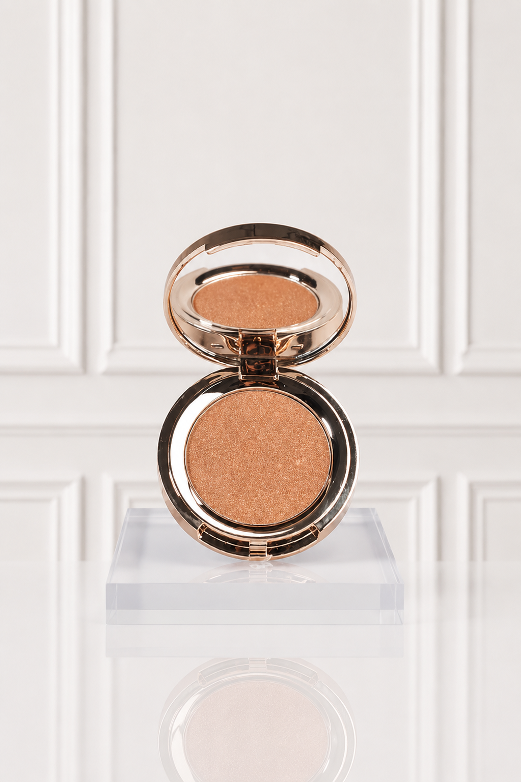 ILUMINADOR- MYSTIC GLOW ENCHANTE GOLDEN TONO 01 EC008